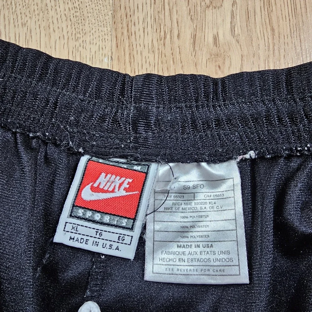 Vintage Nike Team Shorts Men XL Dazzle Basketball Black Silky Soft Shiny Made US